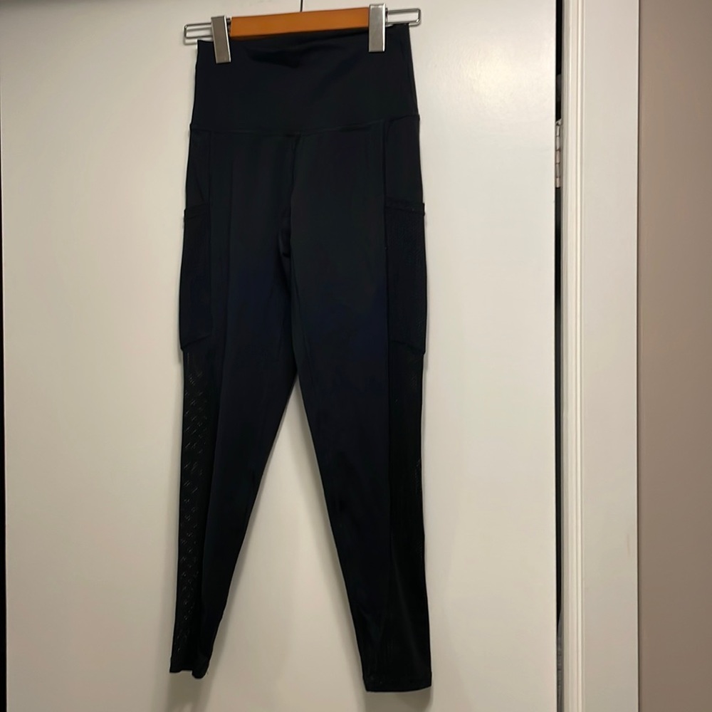 Aerie Chill play move leggings 3/4 length
